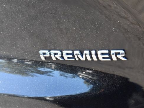 Used 2022 Chevrolet Blazer Premier image 19