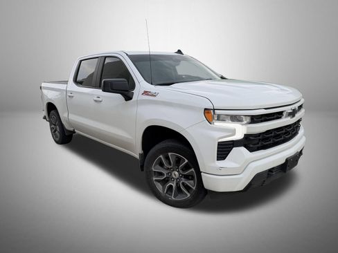 Used 2024 Chevrolet Silverado 1500 RST AWD/4WD image 2