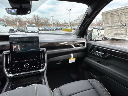 New 2026 GMC Yukon Elevation w/ Elevation Premium Package image 27