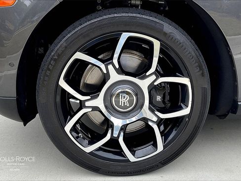 Certified 2022 Rolls-Royce Cullinan Black Badge w/ Dark Exterior Package image 12