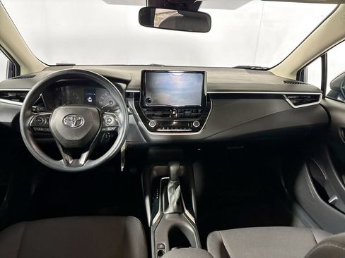 Used 2024 Toyota Corolla LE FWD image 12