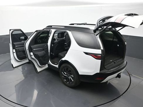 Used 2024 Land Rover Discovery Dynamic SE AWD/4WD image 26