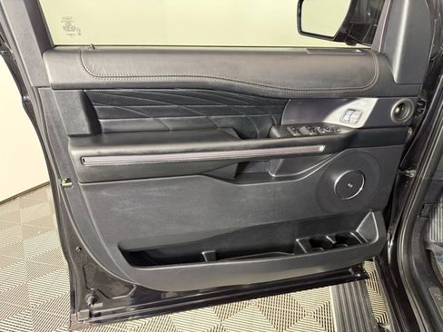 Used 2020 Ford Expedition Max Platinum image 14