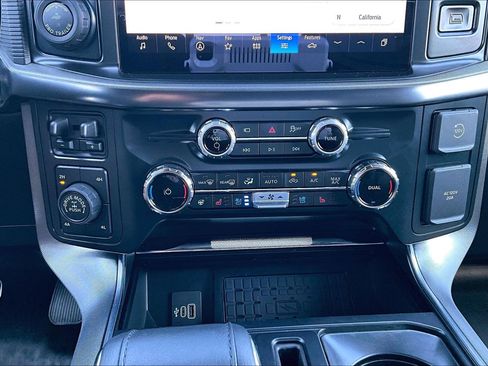 Used 2025 Ford F150 Platinum w/ Equipment Group 702A High image 16