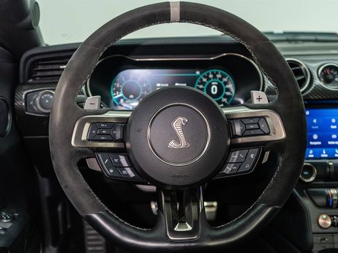 Used 2022 Ford Mustang Shelby GT500 w/ Carbon Fiber Track Pack image 93