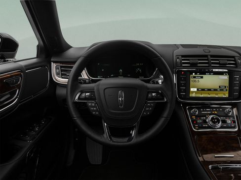 Used 2017 Lincoln Continental Reserve w/ Luxury Package image 42