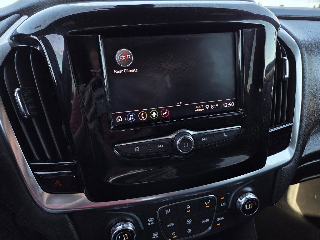 Used 2023 Chevrolet Traverse LT FWD image 10