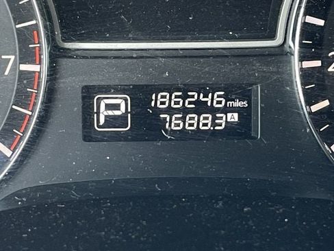 Used 2014 Nissan Pathfinder S FWD image 11