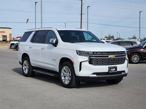 Used 2024 Chevrolet Tahoe Premier image 3