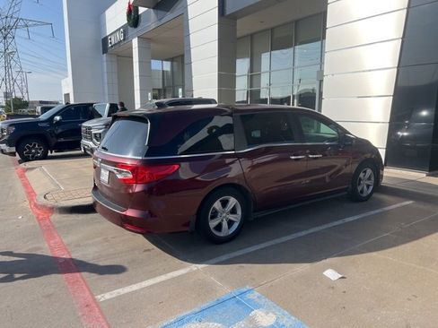 Used 2018 Honda Odyssey EX-L image 3
