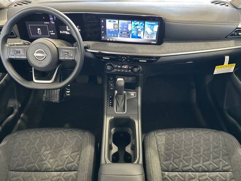 New 2026 Nissan Kicks SV w/ Charging Package image 10