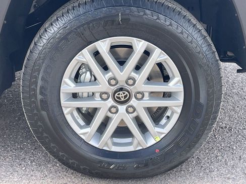 New 2026 Toyota Tundra SR5 image 10