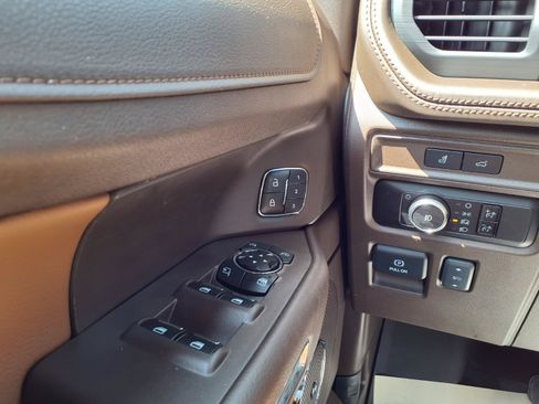 Used 2023 Ford Expedition King Ranch AWD/4WD image 11