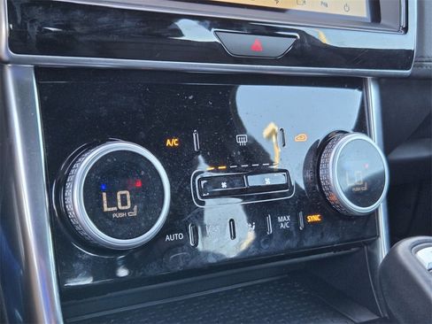 Used 2020 Jaguar XE S image 21