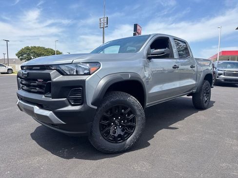 New 2026 Chevrolet Colorado Trail Boss AWD/4WD image 1