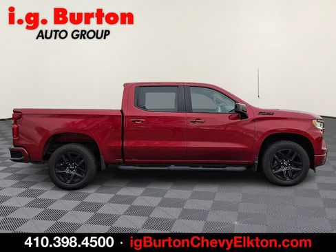 Used 2023 Chevrolet Silverado 1500 RST w/ Z71 Off-Road Package AWD/4WD image 7