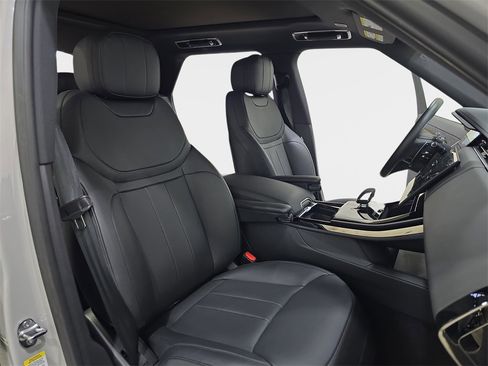 Used 2024 Land Rover Range Rover Sport Dynamic SE image 12