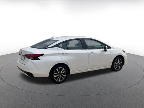 Used 2025 Nissan Versa SV image 15