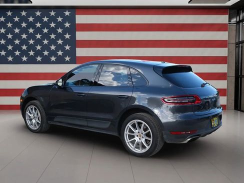 Used 2017 Porsche Macan image 3