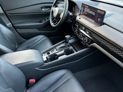 Used 2024 Honda Accord Sport image 16