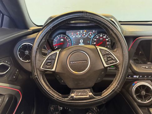 Used 2017 Chevrolet Camaro LT RWD image 19