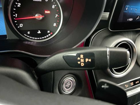 Used 2020 Mercedes-Benz GLC 300 4MATIC image 21