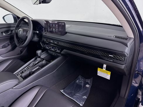 New 2025 Honda Accord EX-L image 35