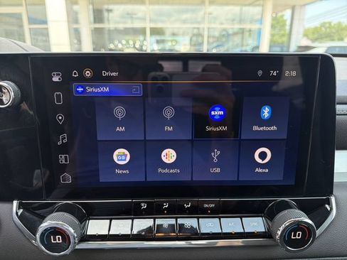 Used 2023 Chevrolet Colorado LT w/ LT Convenience Package AWD/4WD image 18