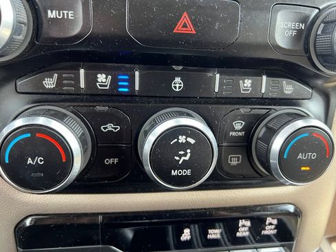 Used 2020 RAM 1500 Laramie AWD/4WD image 49