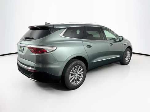 Used 2022 Buick Enclave Essence FWD image 9