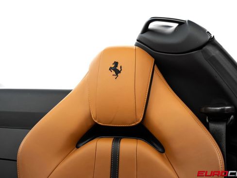 Used 2021 Ferrari 812 GTS RWD image 44