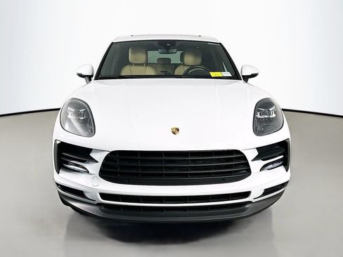 Used 2020 Porsche Macan AWD/4WD image 2