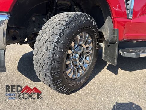 Used 2023 Ford F350 Lariat w/ Tow Technology Package image 15