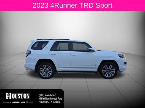 Used 2023 Toyota 4Runner TRD Sport AWD/4WD image 2