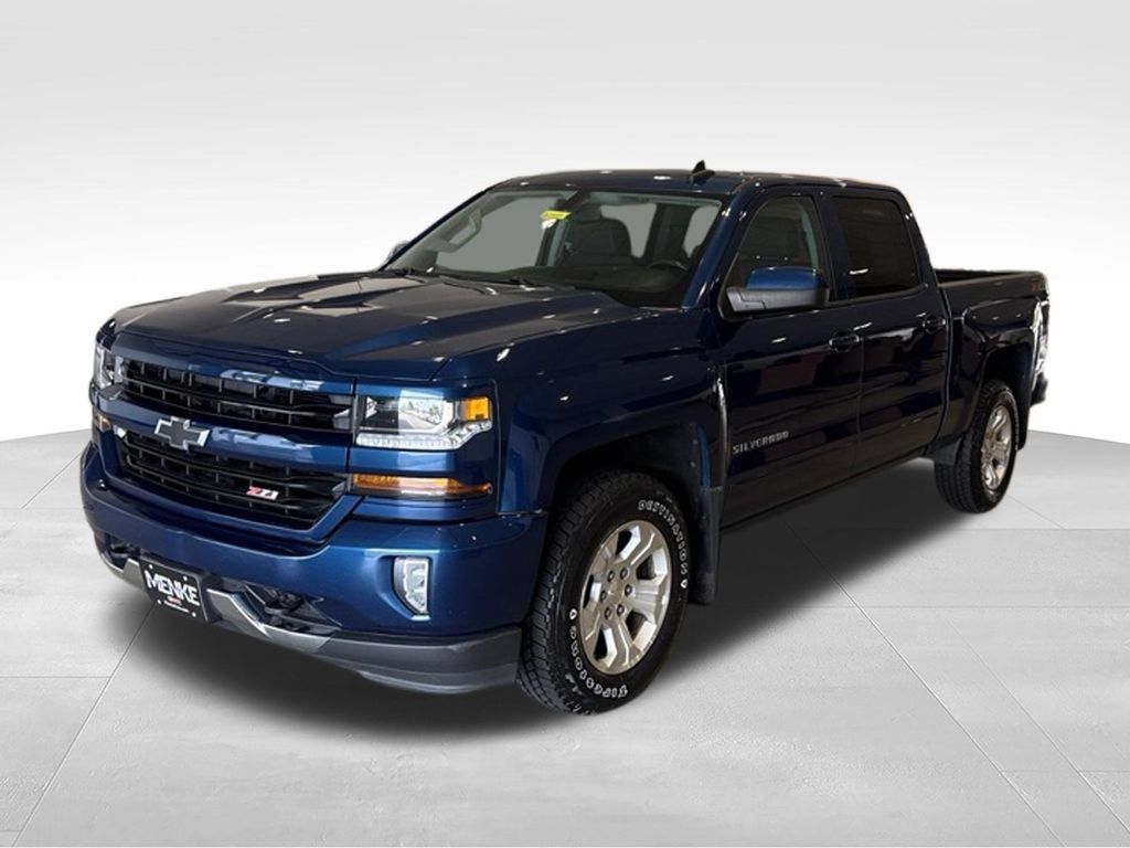 Used 2018 Chevrolet Silverado 1500 LT w/ All Star Edition AWD/4WD image 3