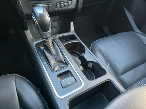 Used 2018 Ford Escape Titanium image 23