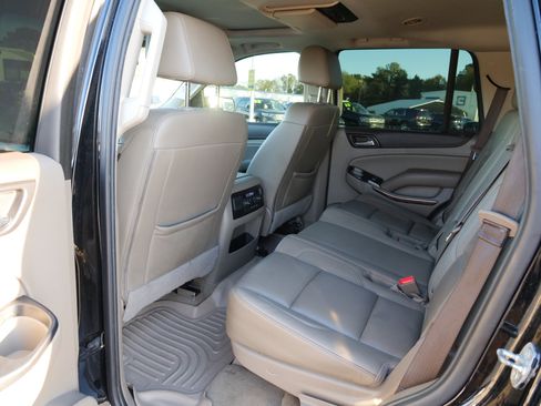 Used 2020 GMC Yukon SLT w/ Open Road Package image 16