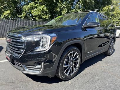 Used 2022 GMC Terrain SLT w/ Infotainment Package II