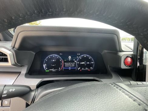 Used 2026 Toyota 4Runner TRD Off-Road Premium AWD/4WD image 12