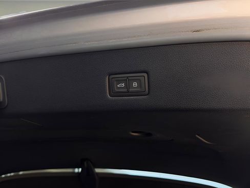 Used 2022 Audi S7 Prestige image 32