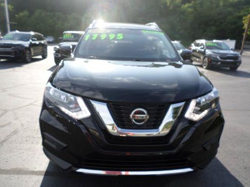 Used 2019 Nissan Rogue SV w/ Premium Package AWD/4WD image 4
