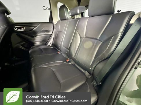Used 2023 Subaru Forester Touring image 29