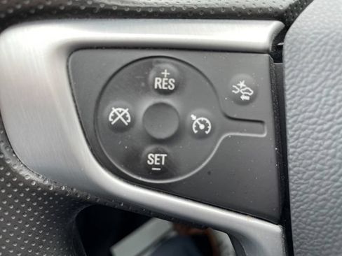 Used 2023 GMC Acadia SLE w/ Driver Convenience Package AWD/4WD image 19