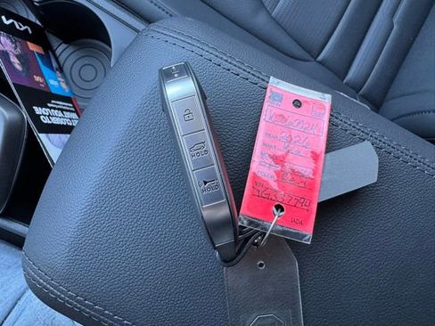 New 2026 Kia Sportage SX image 30