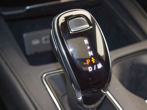 Used 2023 Cadillac XT4 Premium Luxury w/ Enhanced Visibility Package image 35