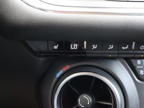 Used 2024 Chevrolet Blazer LT w/ Sound & Technology Package AWD/4WD image 14