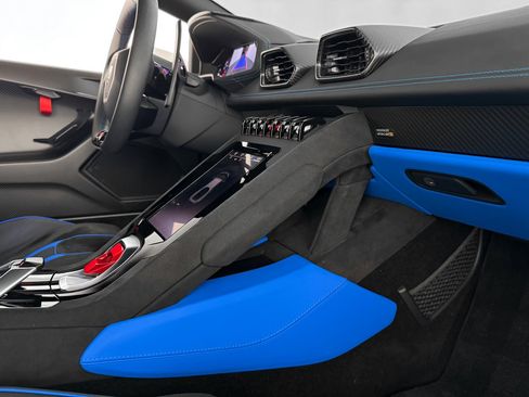 Used 2023 Lamborghini Huracan Tecnica RWD image 29