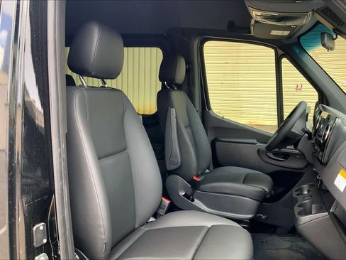 New 2026 Mercedes-Benz Sprinter 2500 image 2