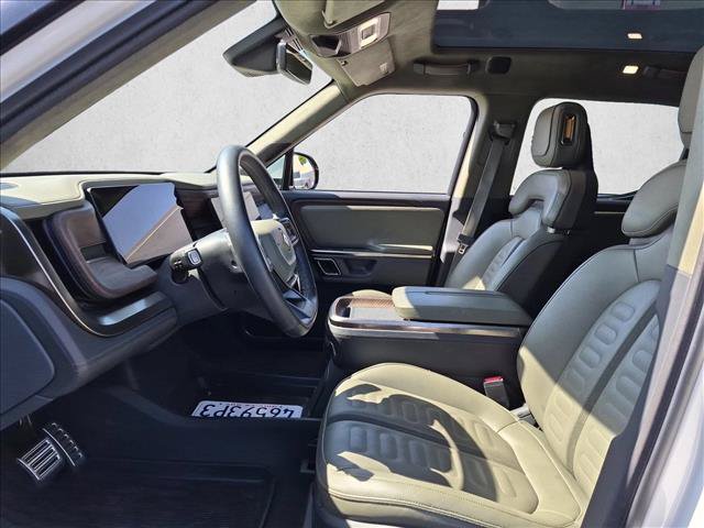 Used 2022 Rivian R1T Adventure AWD/4WD image 9