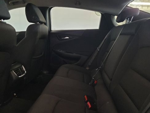 Used 2025 Chevrolet Malibu LT FWD image 18